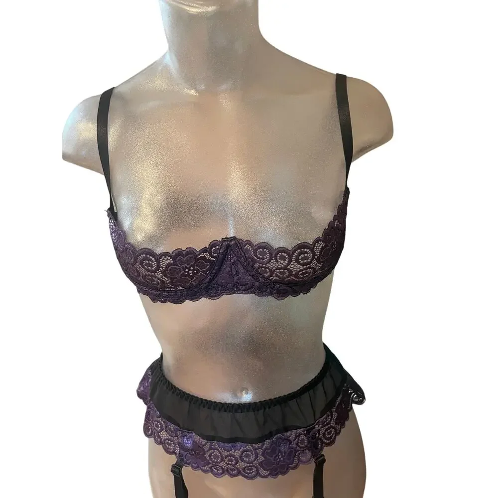 Vintage ESCANTE 2 pc lingerie set balconette bra garter belt purple lace small s